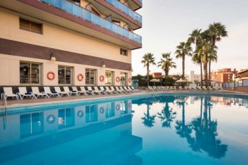 4**** Hotel Moto GP Catalonia <br /> Costa Barcelona-Maresme