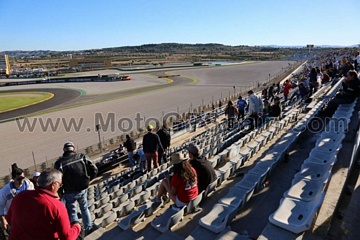 Grandstand RED MotoGP VALENCIA <br /> Circuit Ricardo Tormo