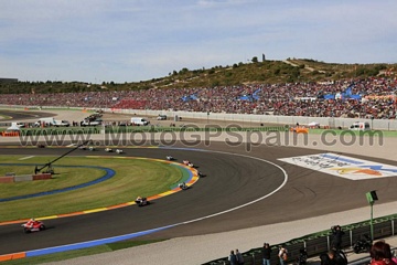 Grandstand YELLOW MotoGP VALENCIA <br /> Circuit Ricardo Tormo