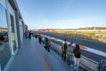 Exclusive VIP Lounge <br /> Circuit Ricardo Tormo, Cheste – Comfort, Catering and Privileged Views